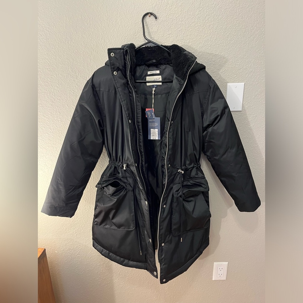 Womens “Universal Threads” XS Black Arctic Parka Winter Coat